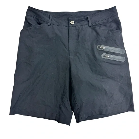Lululemon Triple Active Casual Commute Shorts Black Size 38 - Picture 1 of 4